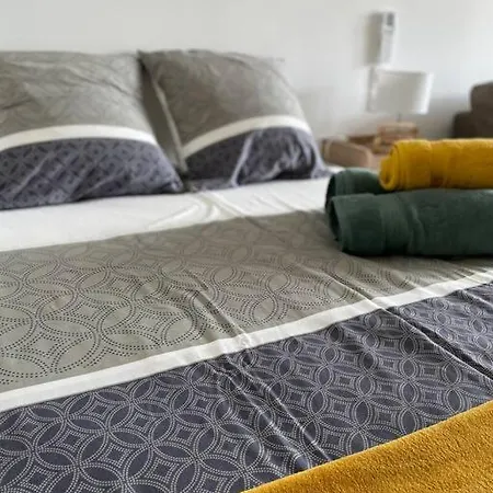 - Centre De De Lauragais